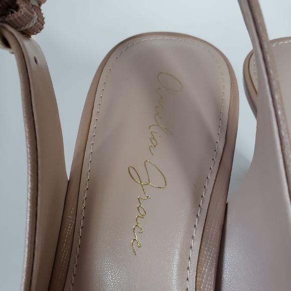 Amelia Grace Korine beige heeled shoe size 7M - Picture 4 of 11